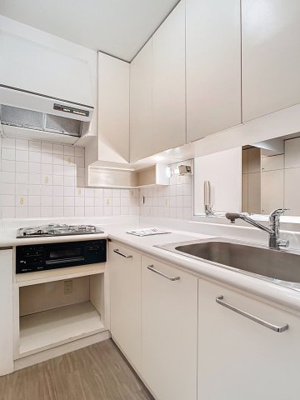 【キッチン】 | 豊栄荻窪ステーションプラザ | ★グリル付きのL字型キッチンでお料理の幅も広がります★