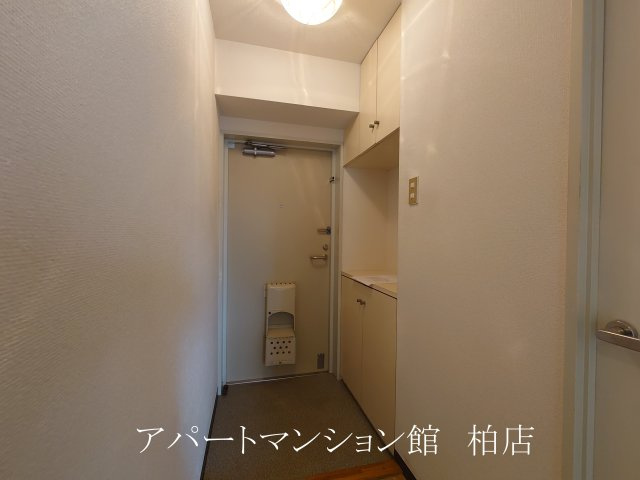 トーカン柏キャステールの玄関