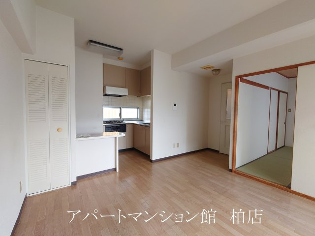 トーカン柏キャステールの居間・リビング