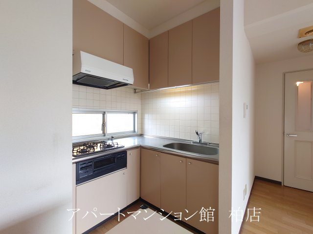 トーカン柏キャステールのキッチン