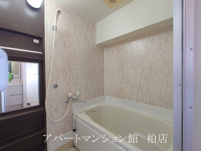 トーカン柏キャステールの浴室
