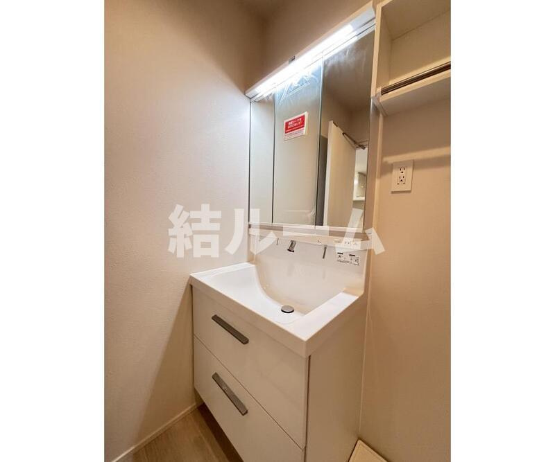 板橋区蓮根１丁目のアパートの洗面所