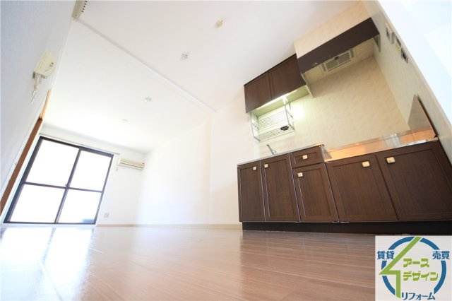 セジュールの里　橋本の居間・リビング