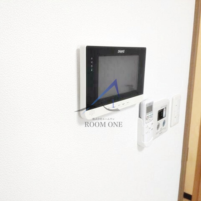 中葛西ハイツのセキュリティ|モニター付きインターホンです。