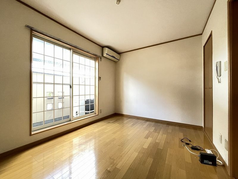 リブレア竹下駅前B棟の居間・リビング