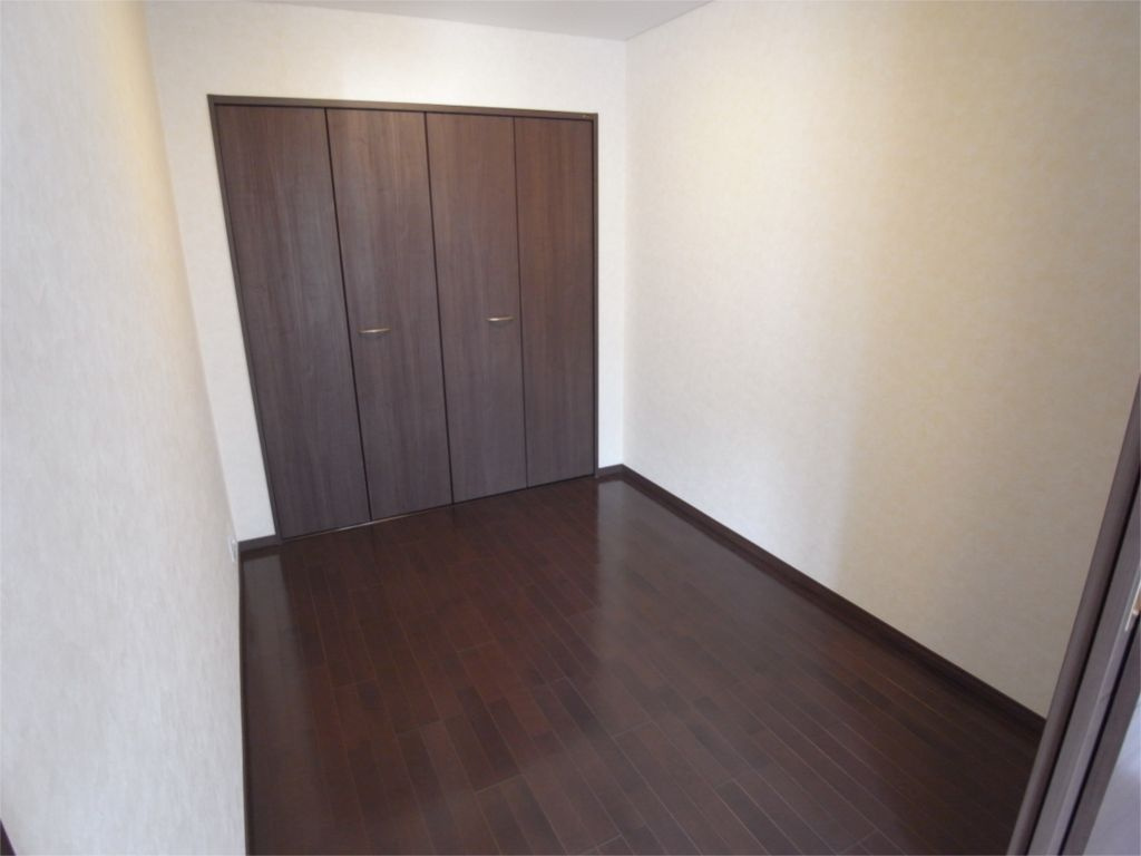 パラシオ御影の洋室