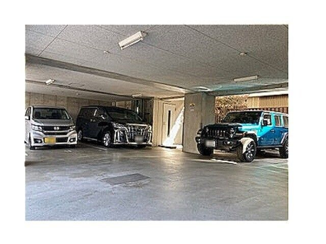 Vivace Kasaiの駐車場