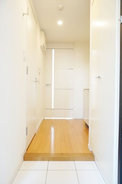 グランヴァンメトロⅠの玄関