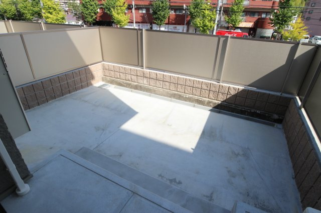 メゾン・ド・カルムⅥのバルコニー