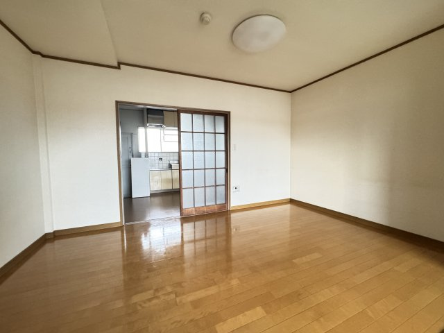 グリーンマンションの内装