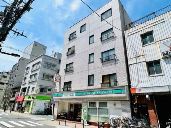 長縄ビルの外観