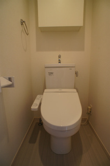 【トイレ】 | リブリ・ヴァン・リヴェール