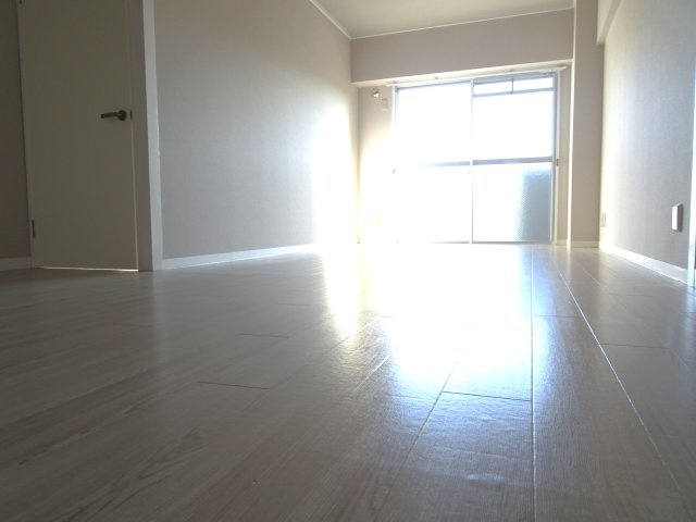 ベルメゾン若森の内装