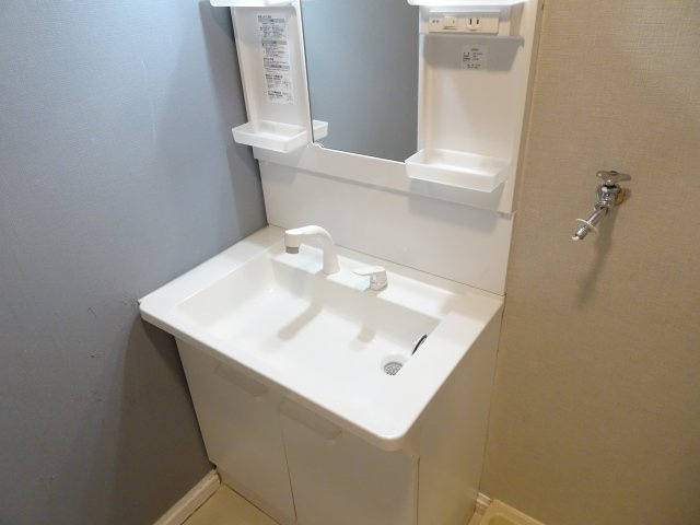 ベルメゾン若森の独立洗面台