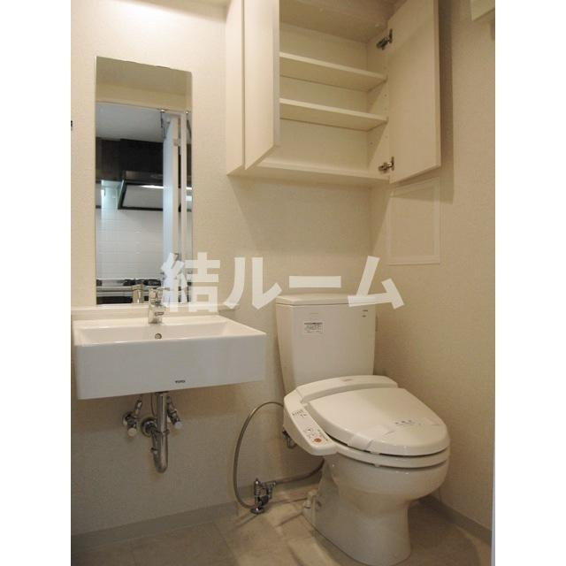 新宿区百人町２丁目の賃貸マンションのトイレ