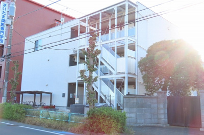 【外観】 | リブリ・ロッソ