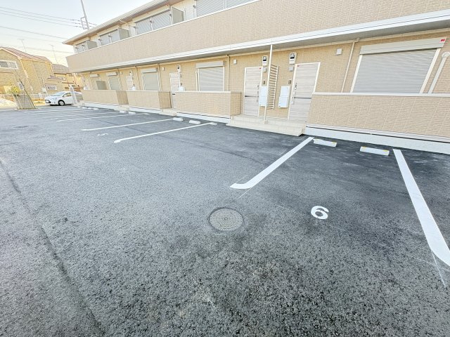 セントラルコートⅡの駐車場