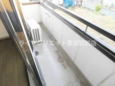 【バルコニー】 | OMTERRCE日野