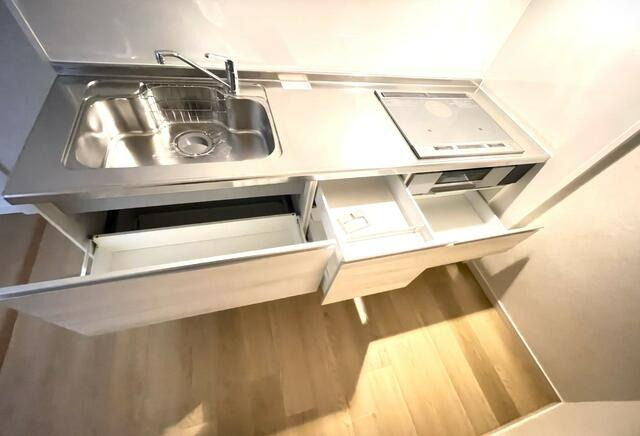 【キッチン】 | エバーライフすの子小前 | 引出収納は大きな鍋なども楽に取り出せて便利です。火を使わないＩＨはお掃除が楽なのも人気のポイントです