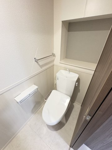 セントラルコートⅡのトイレ|写真は同建物の別部屋を参考に掲載しております。