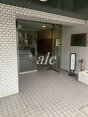 ライオンズマンション方南町駅前のエントランス
