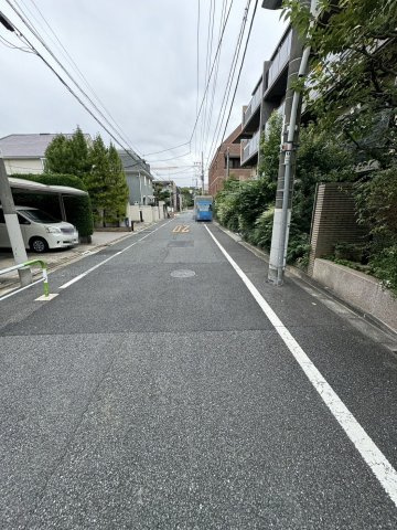 エステージ六義園の周辺