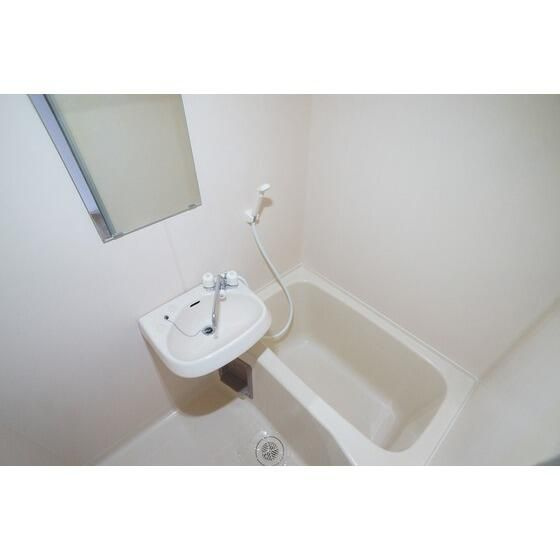 スクエアテラス港南の浴室