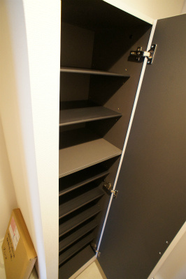 【設備】 | リブリ・グレーヌ | シューズボックス