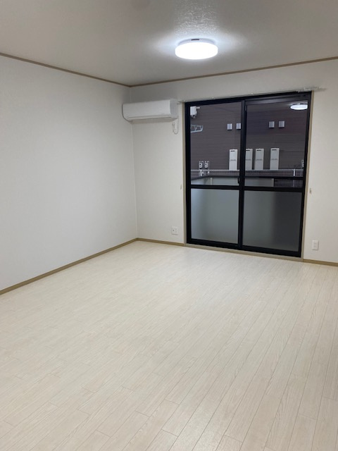 ラムールの居間・リビング