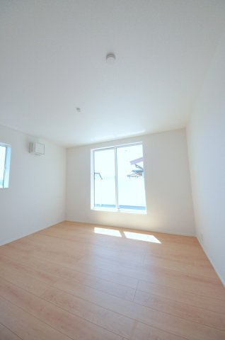 阿品台三丁目の洋室|全居室収納スペース有、お部屋が広く綺麗に使えます