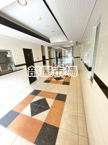 メインステージ浅草のロビー