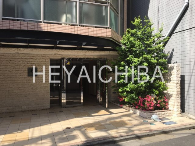 プレストアイディ秋葉原のエントランス