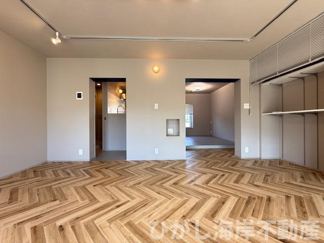 湘南西部住宅2-21号棟のダイニング|新規リフォーム完了！　LDK