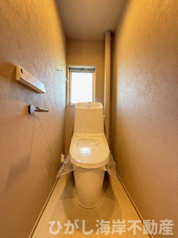 湘南西部住宅2-21号棟のトイレ|新規リフォーム完了！　洗浄機能付きお手洗い