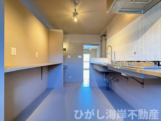 湘南西部住宅2-21号棟のキッチン|新規リフォーム完了！　キッチンスペース