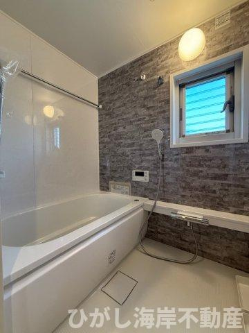 湘南西部住宅2-21号棟の浴室|新規リフォーム完了！　浴室乾燥機付きユニットバス