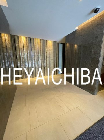 小西ビルのロビー