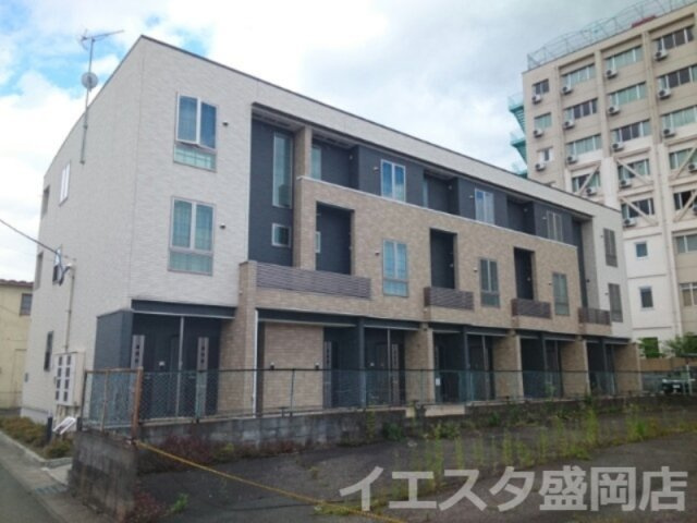 アーバンシャトーの外観