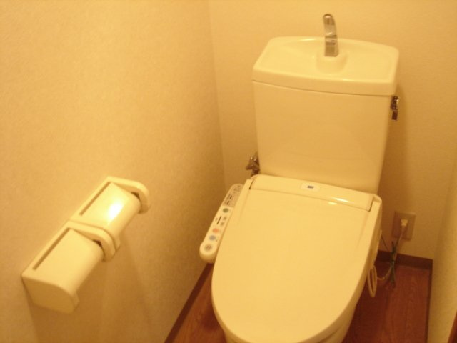 アンソレイユのトイレ|シャワー付トイレ