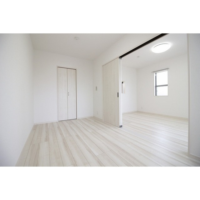 アムール BONHEURの洋室