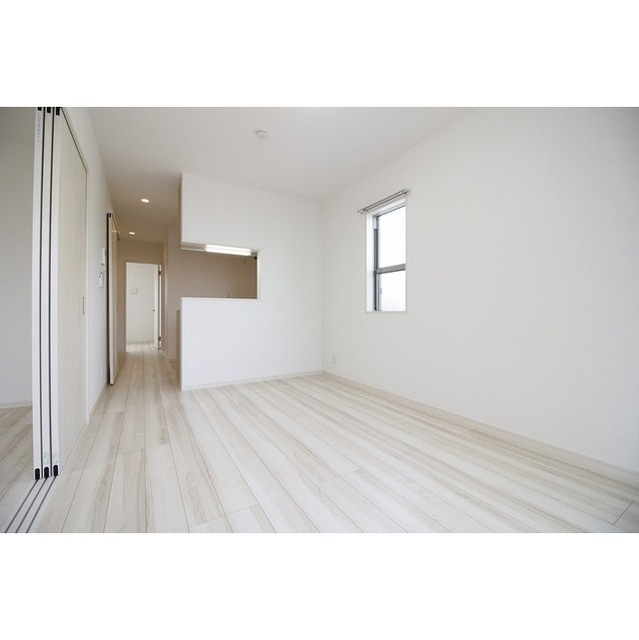 アムール BONHEURの居間・リビング