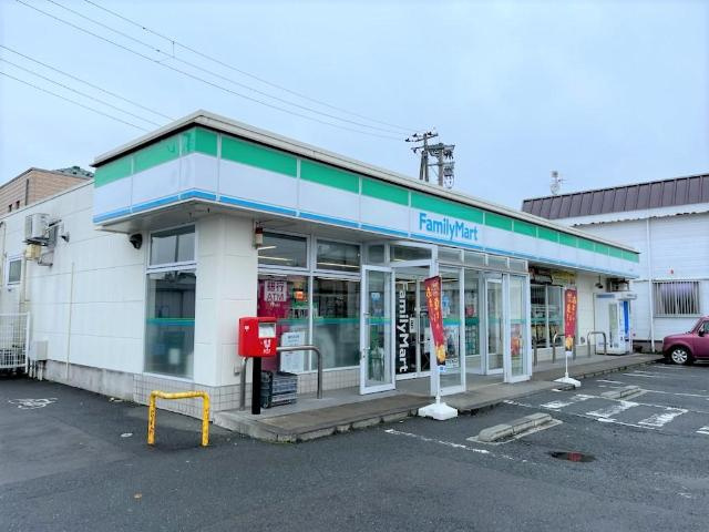 ＳＭＩＬＥ　ＨＯＭＥの周辺|ファミリーマート北上柳原店まで394ｍ