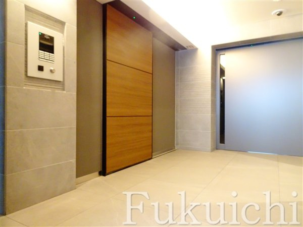 コスモグラシア学芸大学のロビー