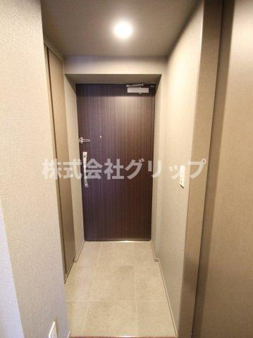 AZEST阪東橋Ⅱの玄関