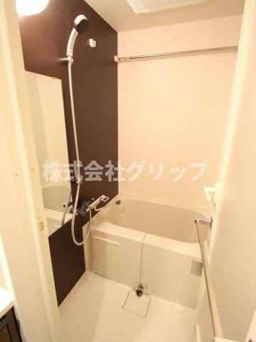 AZEST阪東橋Ⅱの浴室