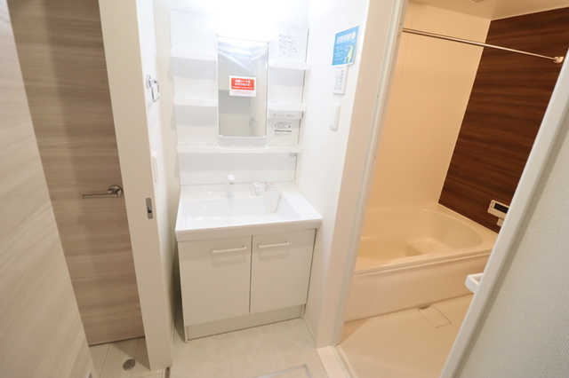 D-ROOM浜尻町の洗面所|洗髪洗面化粧台