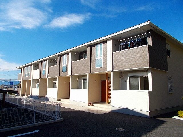 メゾン　Ｗｉｓｔｅｒｉａ