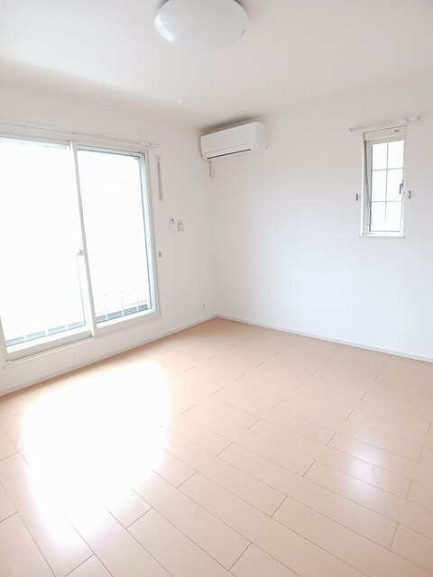 グランデ楓Ａの居間・リビング