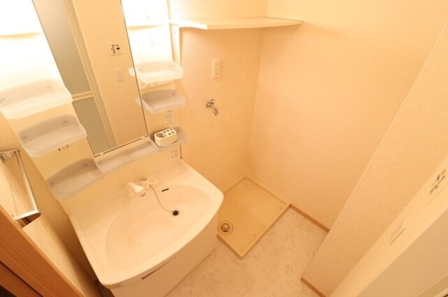 リヴェールマリーズ　Ｃの洗面所|洗面室