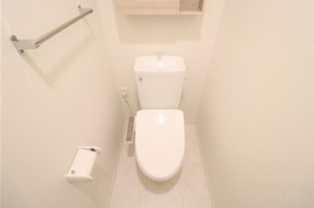 D-room Fiore ”N”のトイレ|温水洗浄暖房便座